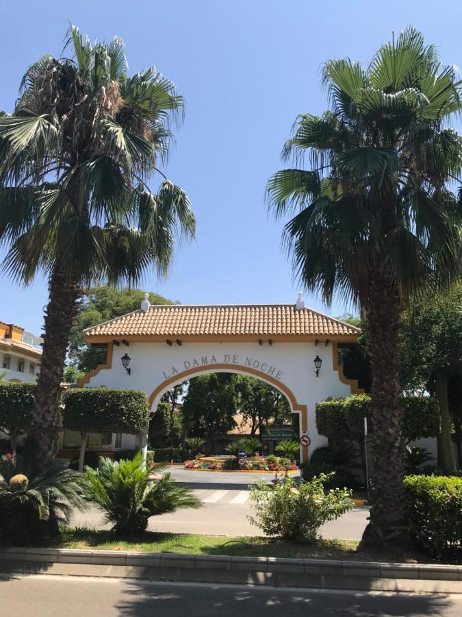 Apartment In Urb Dama De Noche Puerto Banus