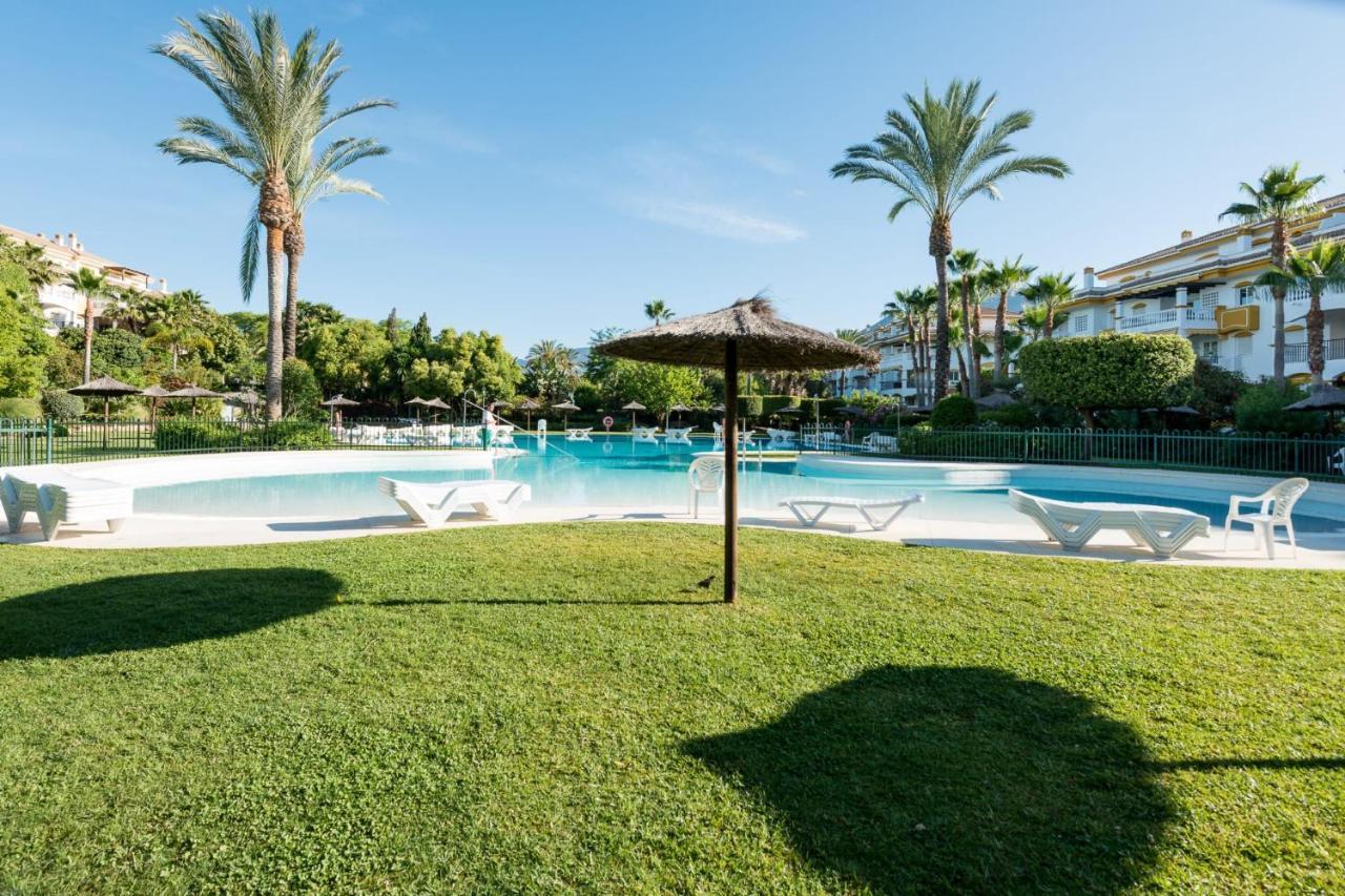 In Urb Dama De Noche Puerto Banus Apartment