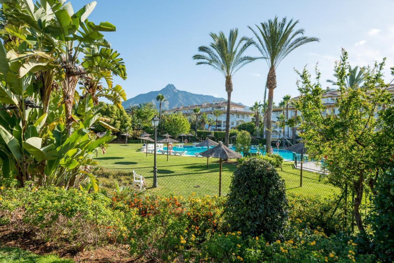 In Urb Dama De Noche Puerto Banus Apartment