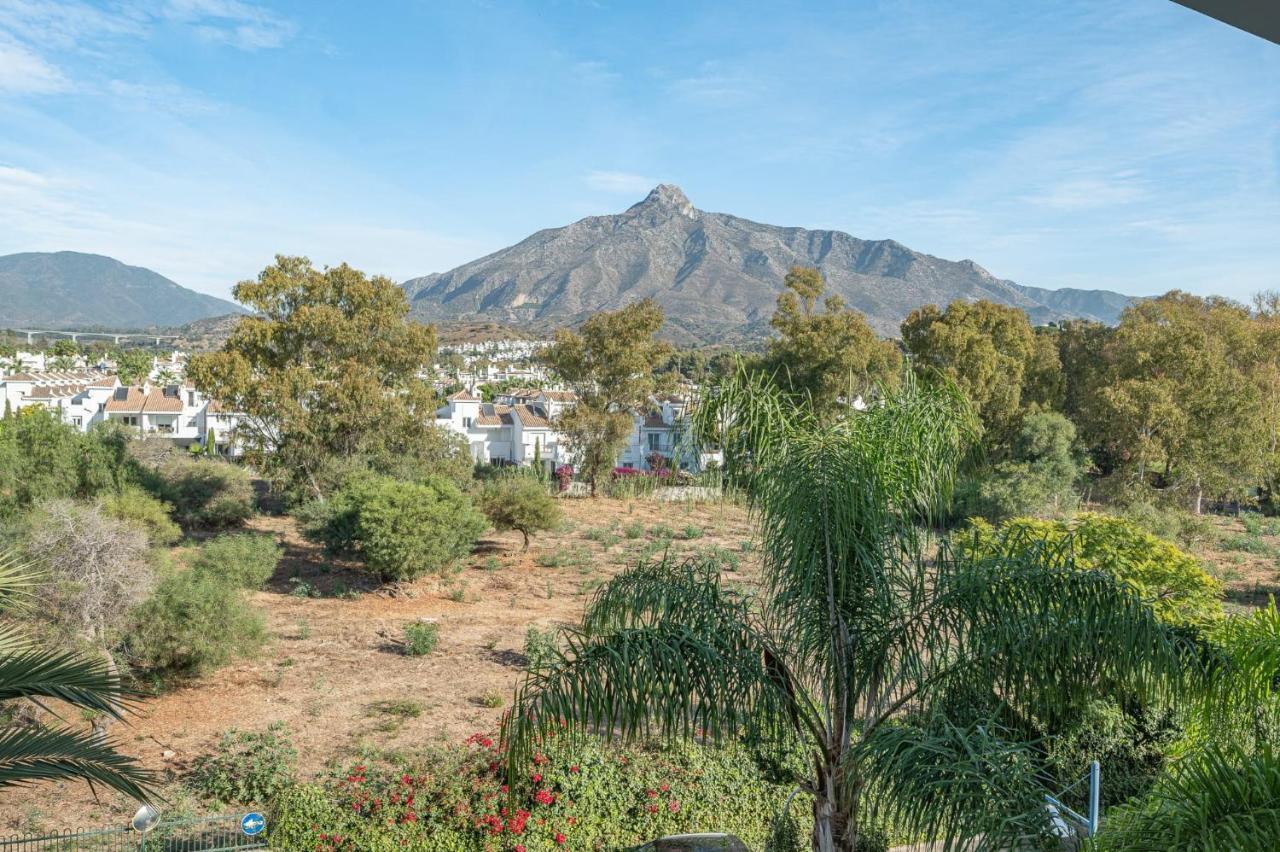 In Urb Dama De Noche Puerto Banus Apartment Marbella